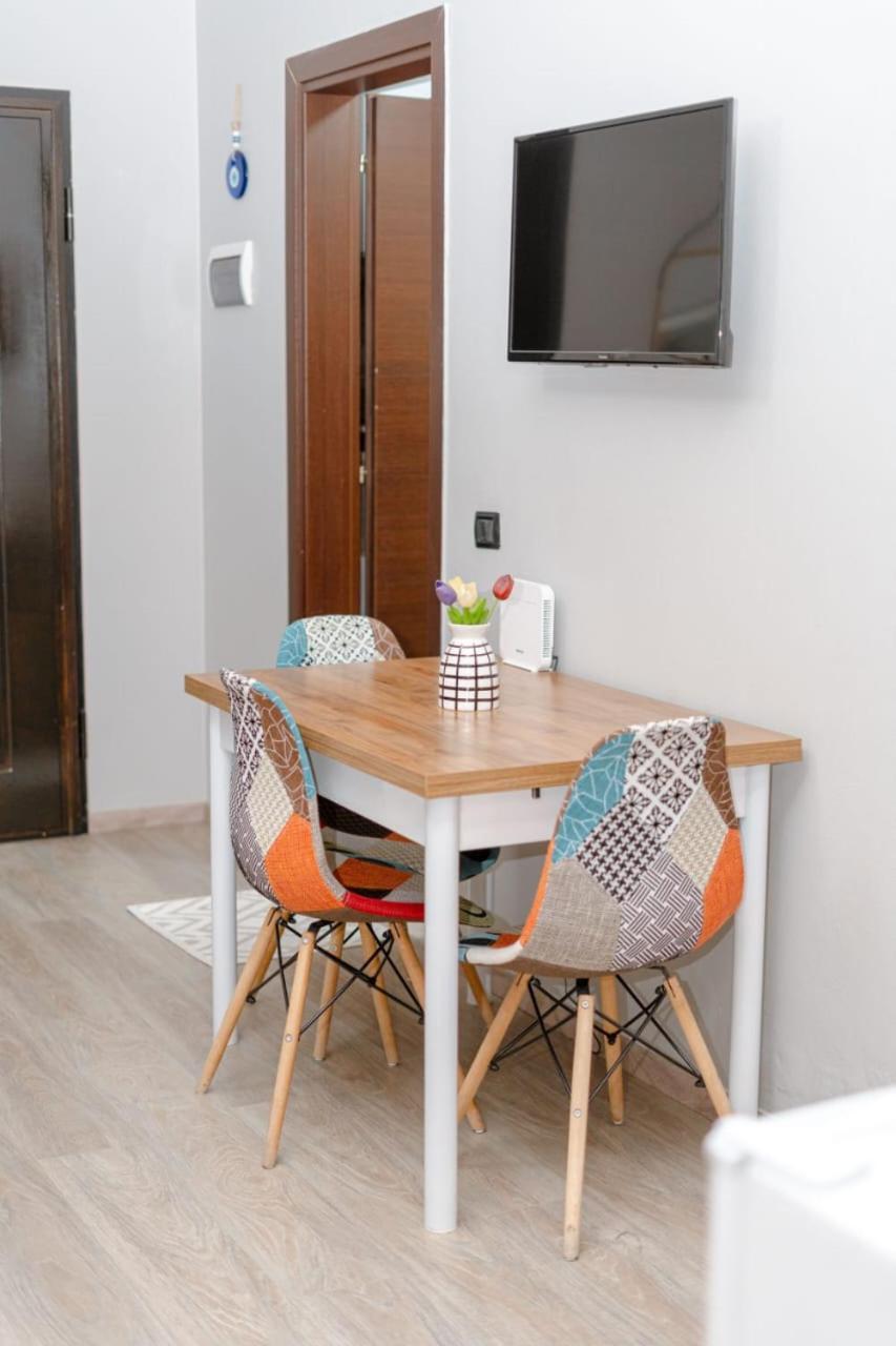 Nevila'S Apartment 티라나 외부 사진