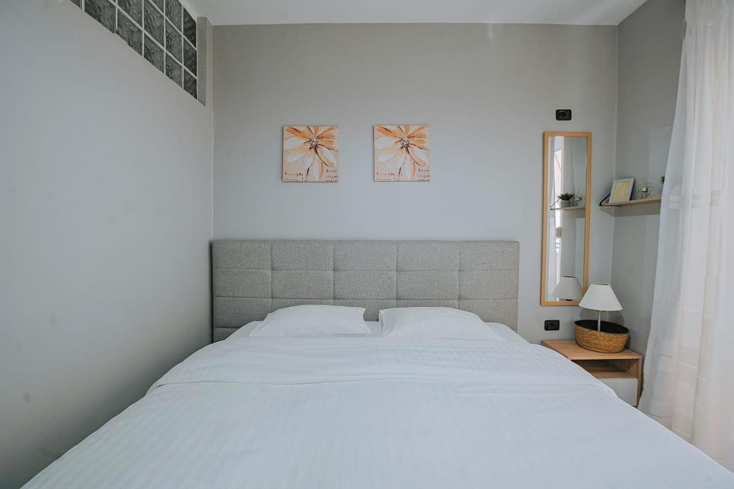 Nevila'S Apartment 티라나 외부 사진