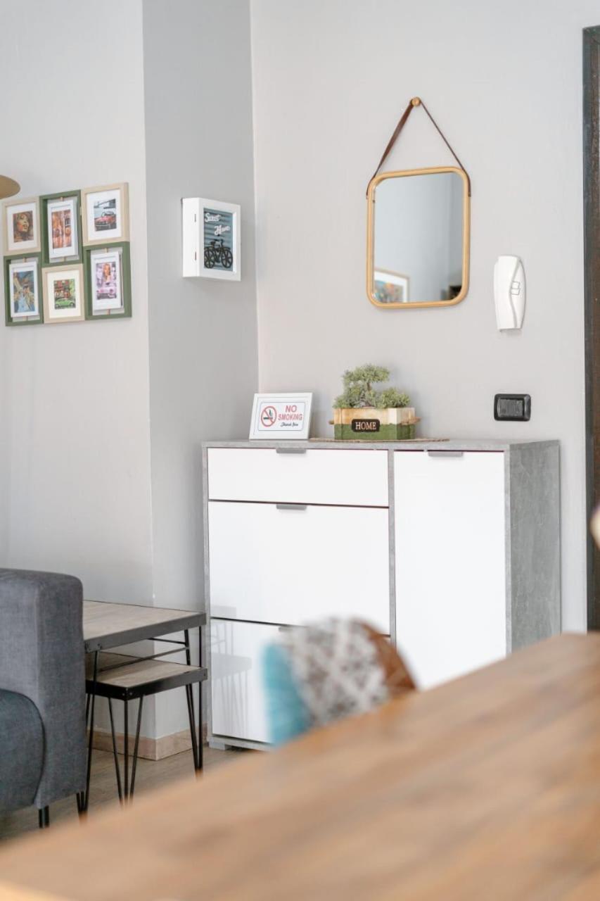 Nevila'S Apartment 티라나 외부 사진